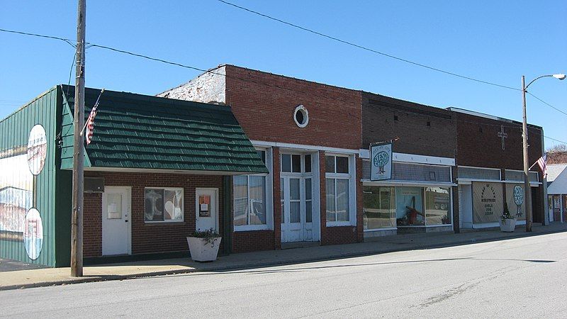 File:Hutsonville business district.jpg