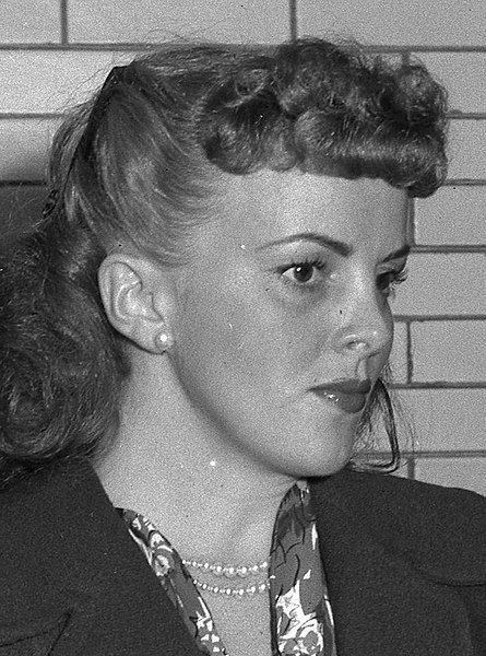 File:Madge Meredith, 1949.jpg