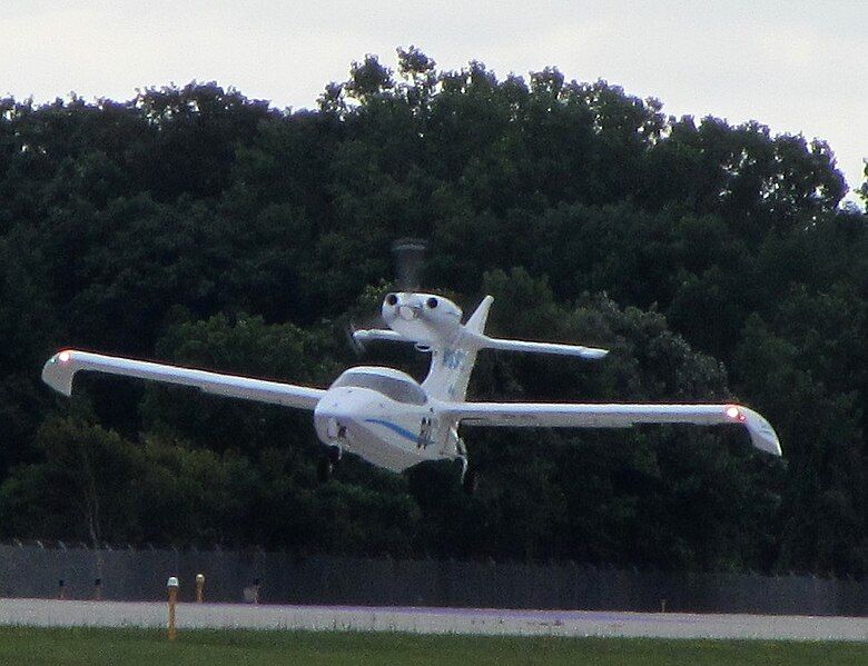 File:SeaWind-Landing.jpg