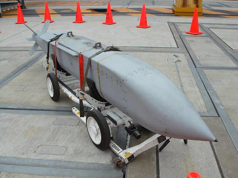 File:U.S.NAVY AGM-154 JSOW.JPG