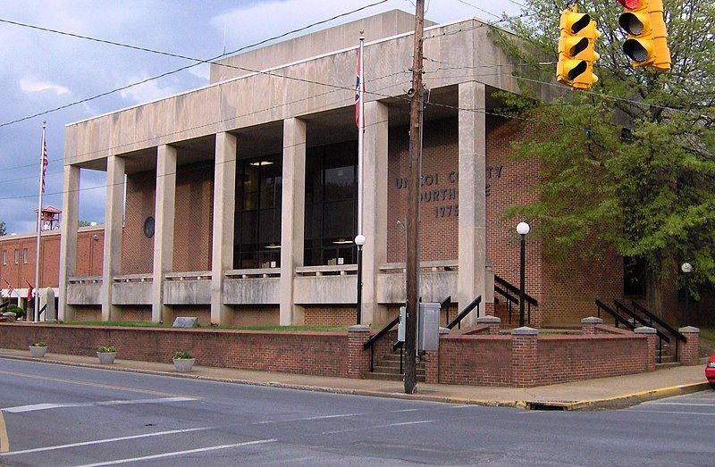 File:Unicoi-county-courthouse-tn1.jpg