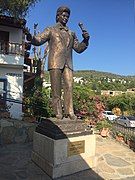 Zeki Müren's statue at Zeki Müren Art Museum