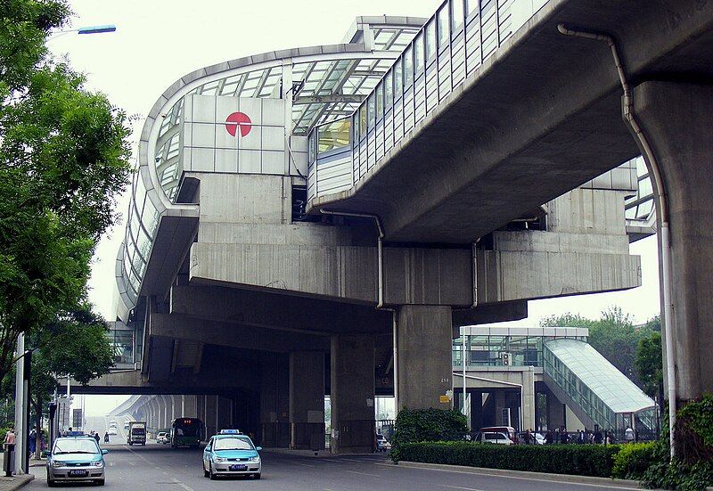 File:天津轨道交通--本溪路站.jpg