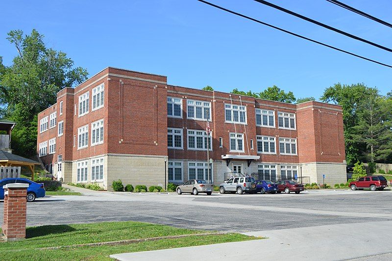 File:Beattyville Grade School.jpg