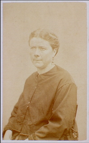 File:Elisabeth Rétiffe.png