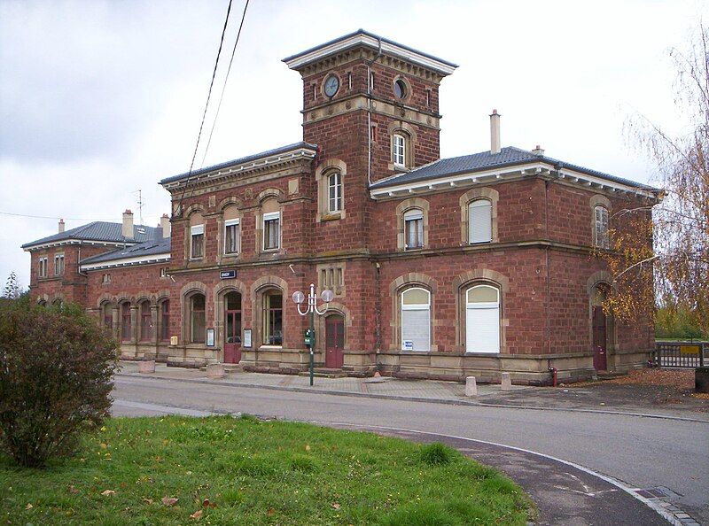 File:Gare de BARR.jpg