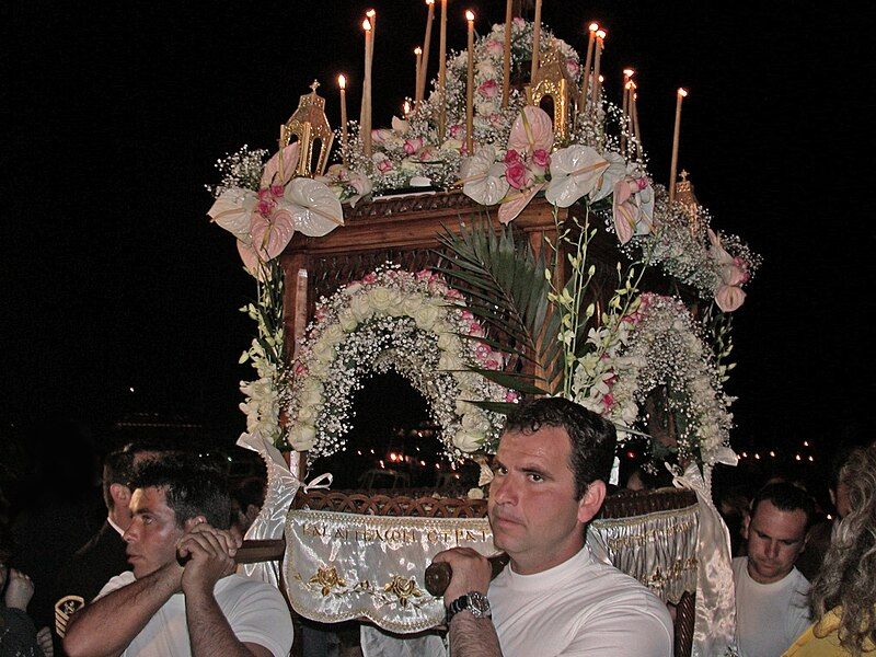 File:GreciaIdraEpitaffioKalami.jpg