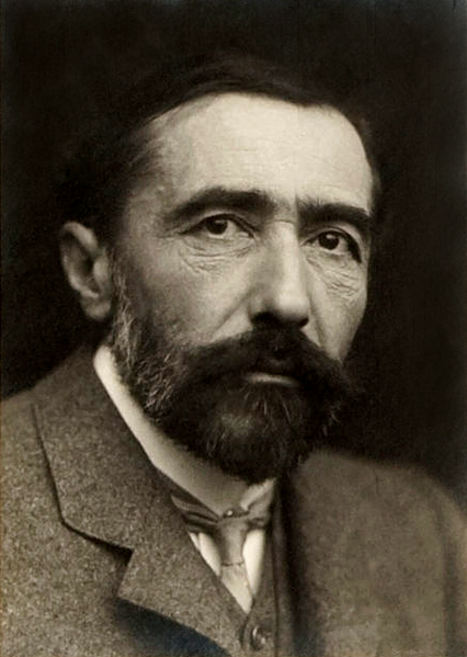 File:Joseph Conrad 1904.png