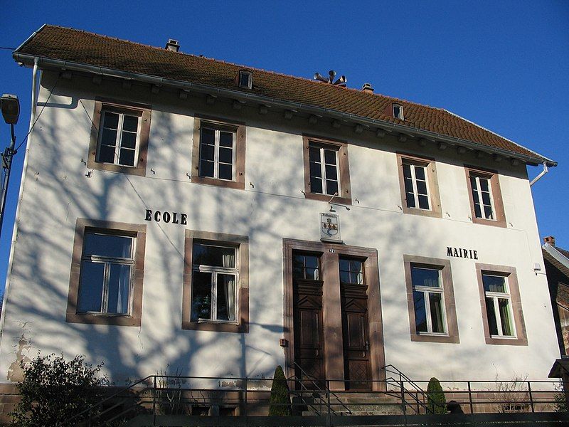 File:Mairie Birkenwald.JPG