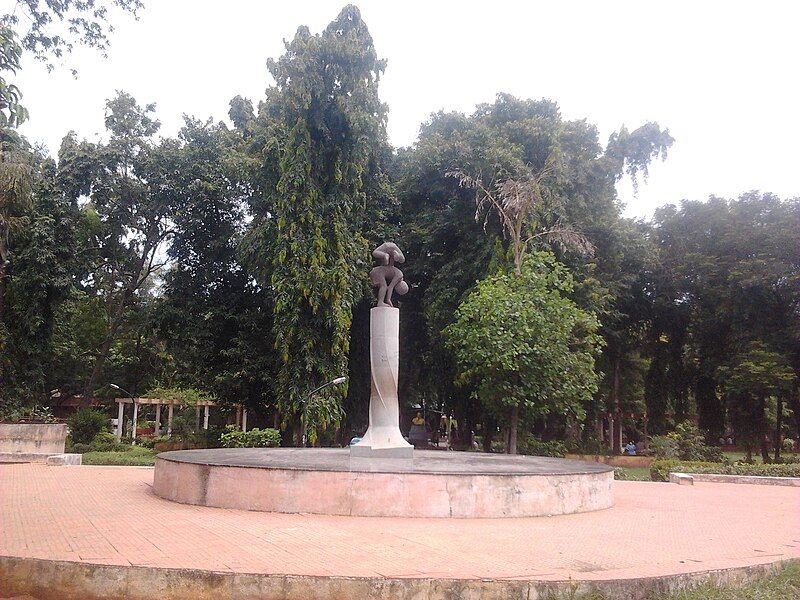 File:Natesan park Chennai.jpg