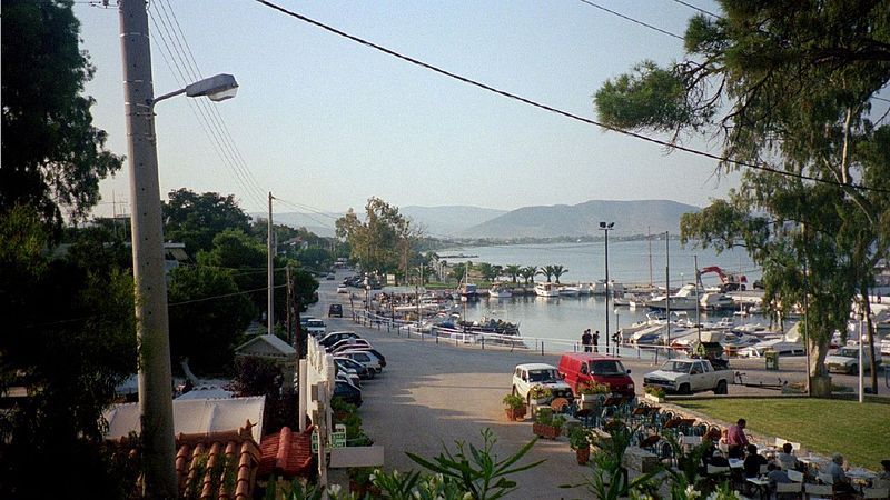 File:Nea Makri.jpg