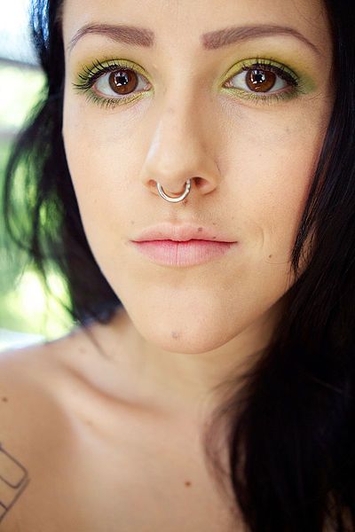 File:Pierced Septum.jpg