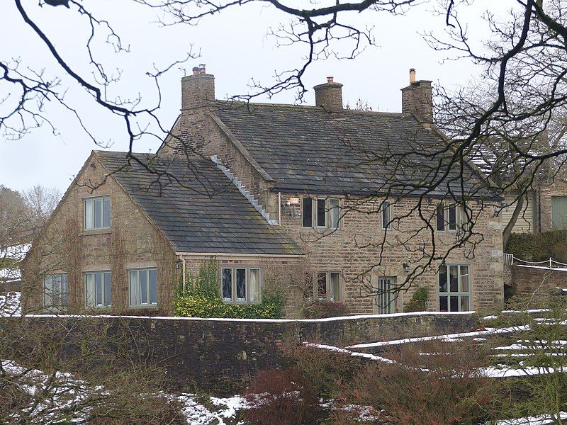 File:Stubbs Farmhouse, Hayfield.jpg