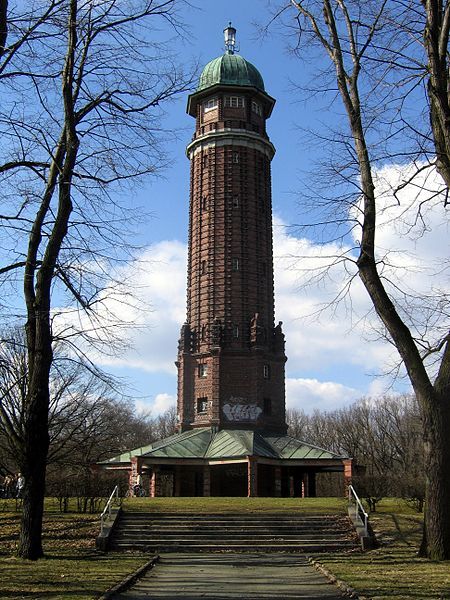 File:Turm Jungfernheide.jpg