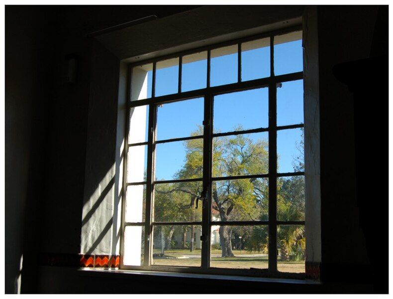 File:Window001b.jpg