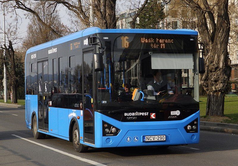 File:16-os busz (NCV-290).jpg