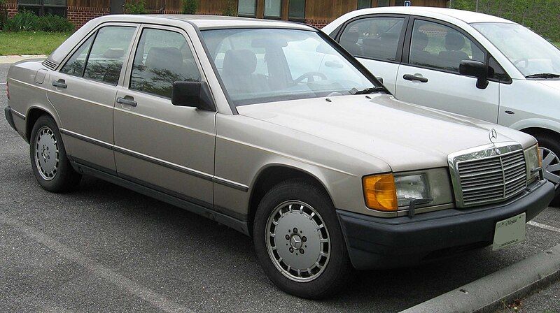 File:1987-Mercedes Benz-190E-2.3.jpg