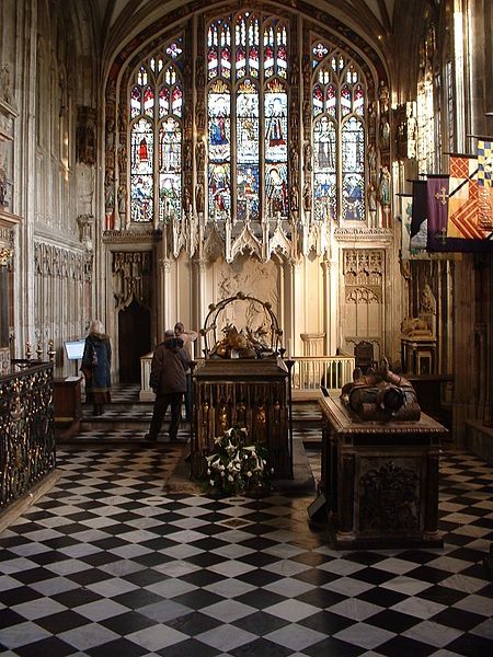 File:Beauchamp Chapel.jpg