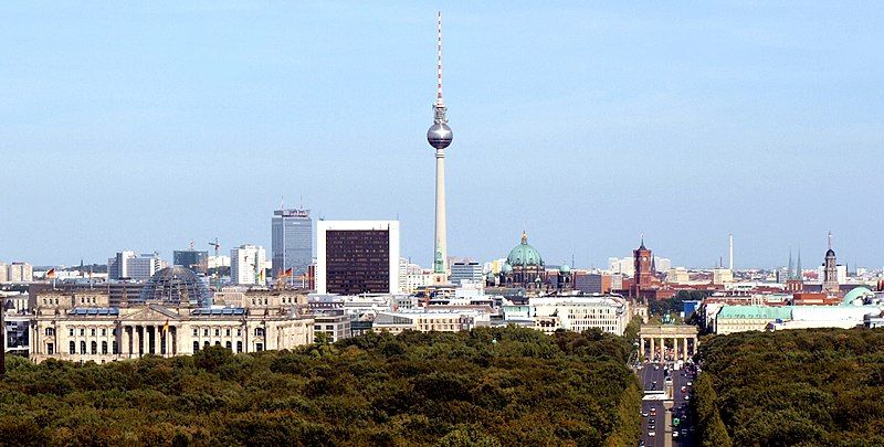 File:Berlin skyline 2009w.jpg