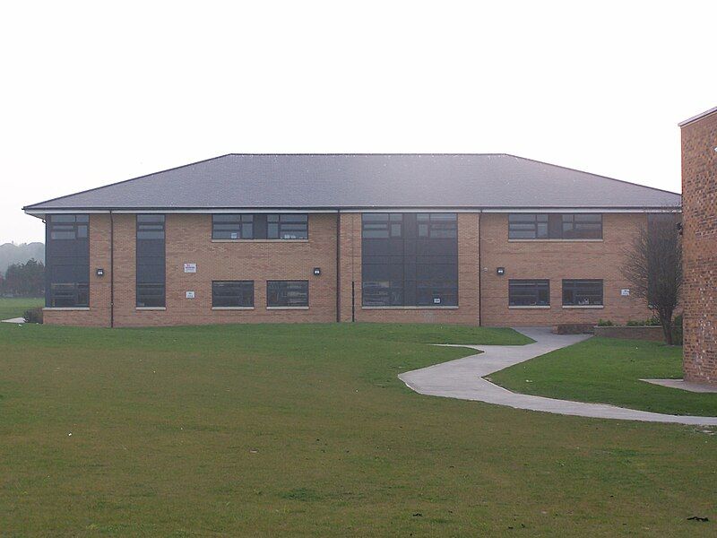 File:Bispham High02.jpg