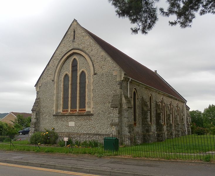 File:Christ Church, Snodland.JPG