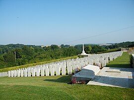 The war cemetery in Gézaincourt