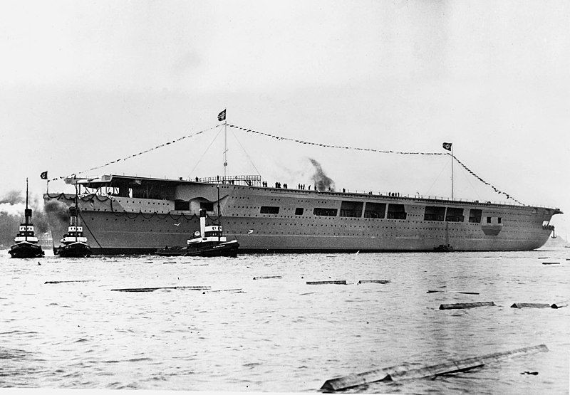 File:Graf-Zeppelin-2.jpg