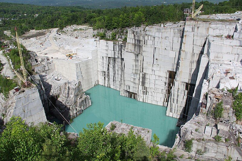 File:Granite Quarry.jpg