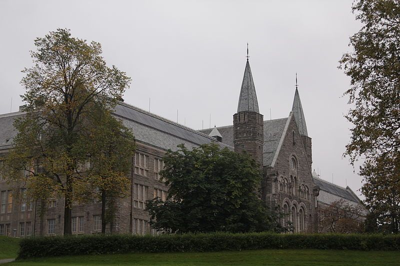 File:NTNU Gløshaugen.jpg