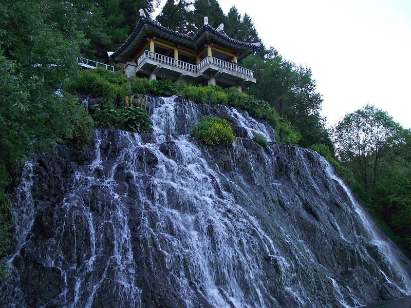 File:Rimyongsu Falls5.jpg