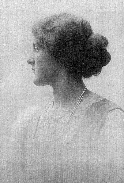 File:Rosalind 1913.jpg