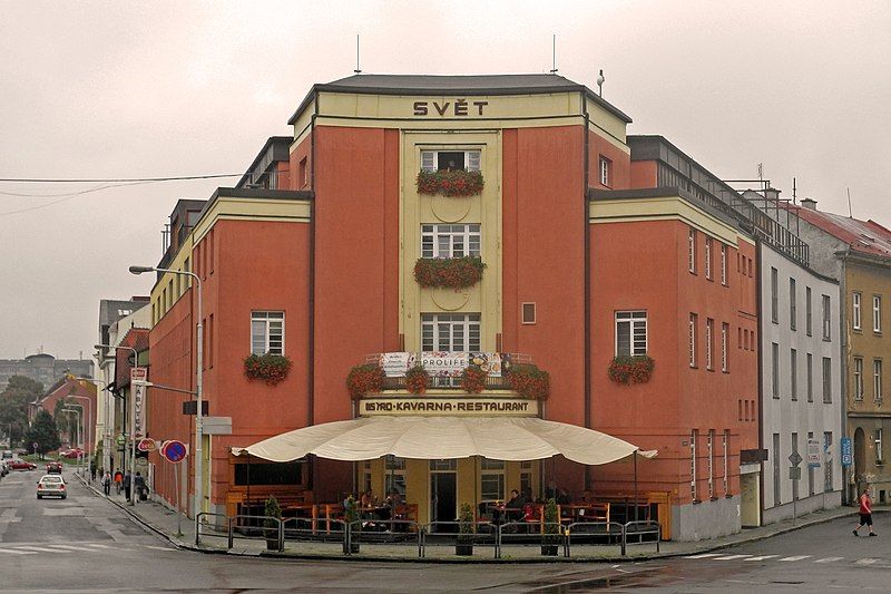 File:Sumpurk-Kino-Svet-1.jpg