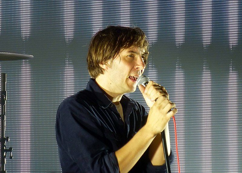 File:Thomas Mars 2014.jpg