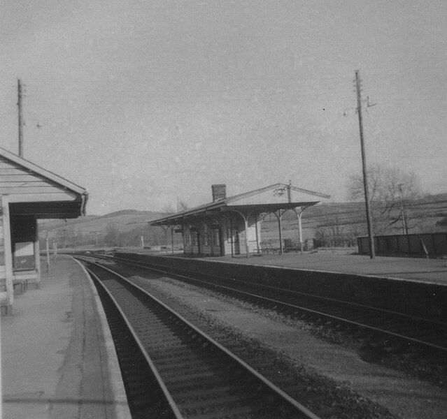 File:Yeofordstation1.jpg