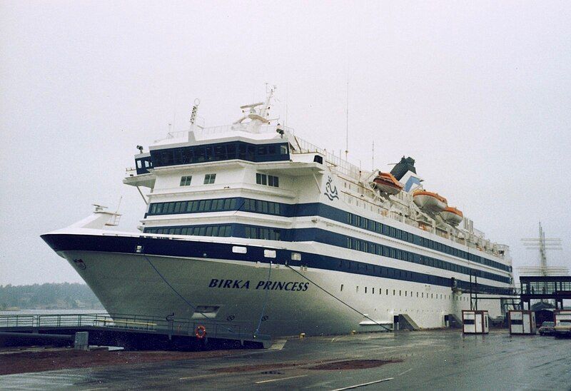 File:Birka Princess 1986c.jpg