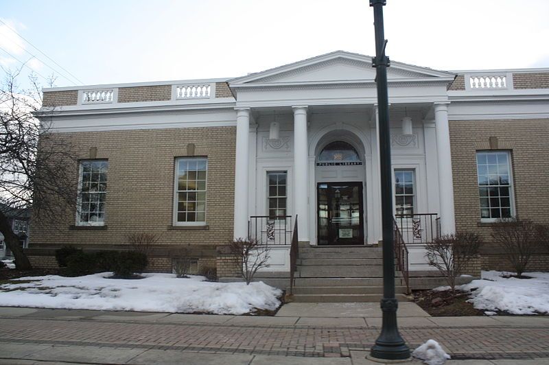 File:Burlington Wisconsin Library.jpg