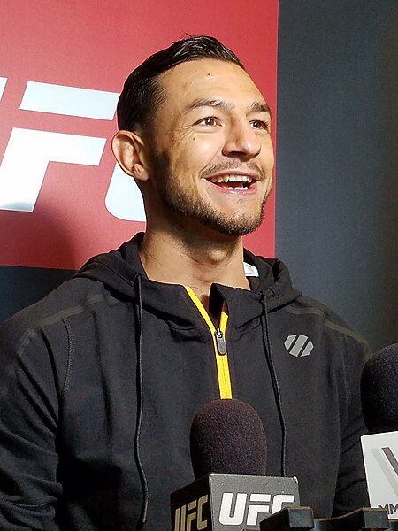 File:CubSwanson04202017.jpg