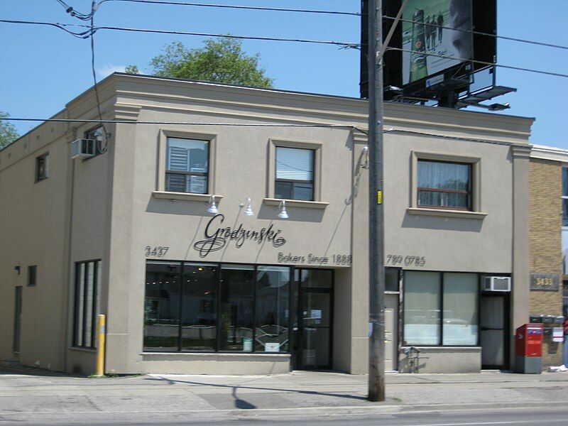 File:Grodzinski Bakery.JPG