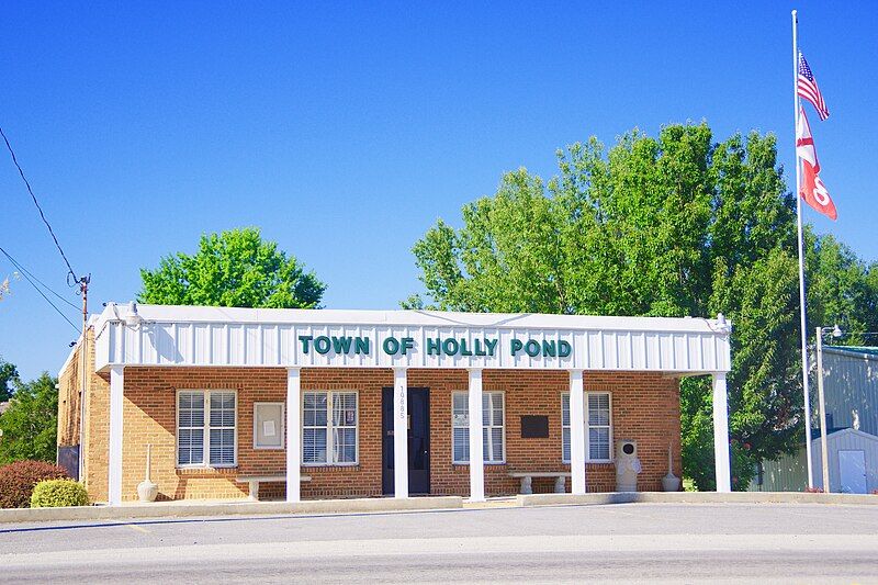 File:Holly-Pond-Town-Hall-al.jpg