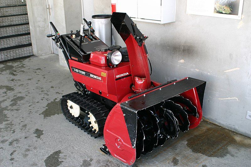 File:Honda hs1136 snowblower.jpg