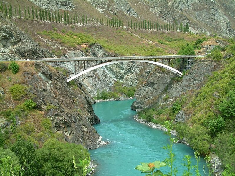 File:Kawarau River Bridge.tif