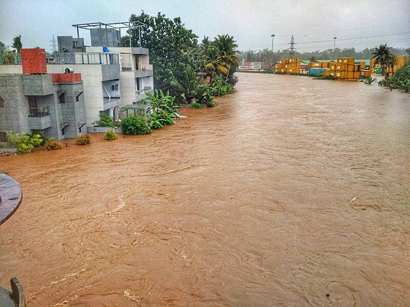 File:KeralaFlood000012.jpg