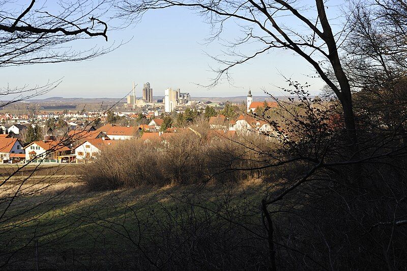 File:Mannersdorf (3285210833).jpg