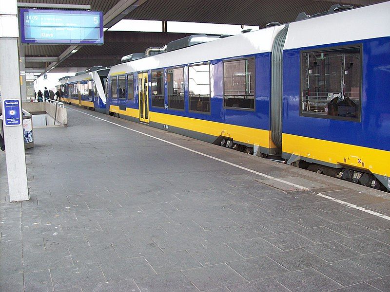 File:Nordwestbahn.jpg