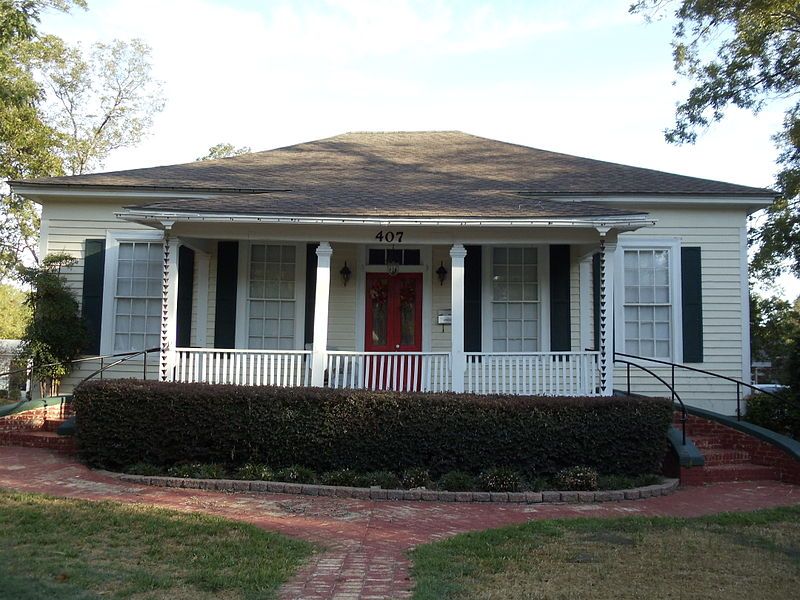 File:Old Atkins House.jpg