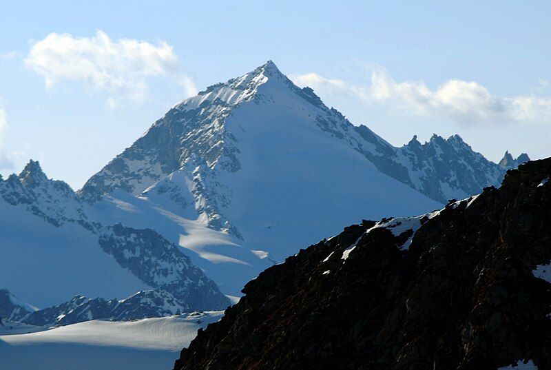 File:Schlieferspitze SE.JPG