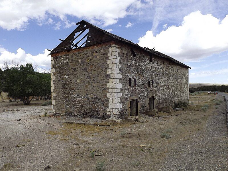 File:Sulphurdale, Utah.JPG