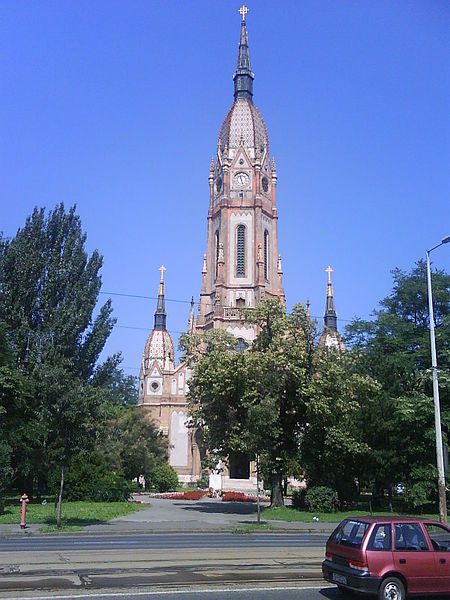 File:Szentlaszlotemplom-budapest.jpg