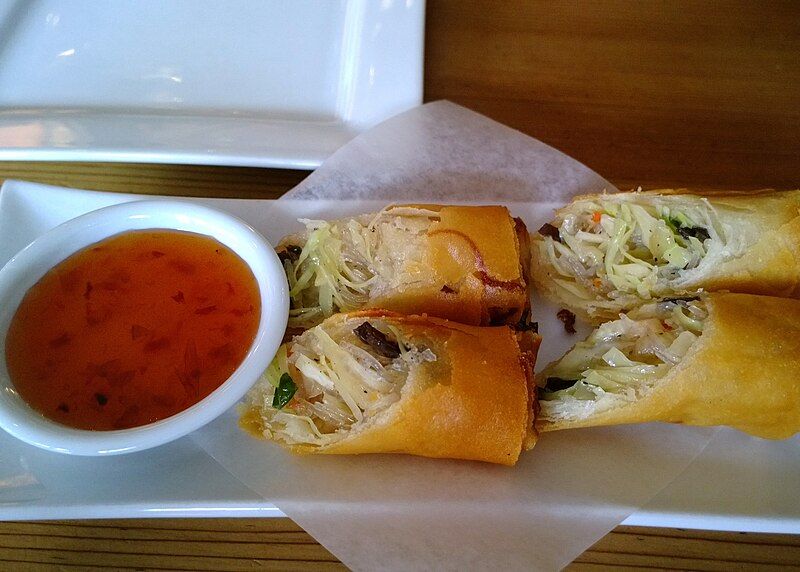 File:Thai spring rolls.jpg