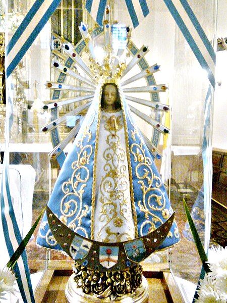 File:Virgen de Luján-Réplica.JPG